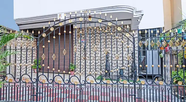 Ferienhaus in Narayantola East