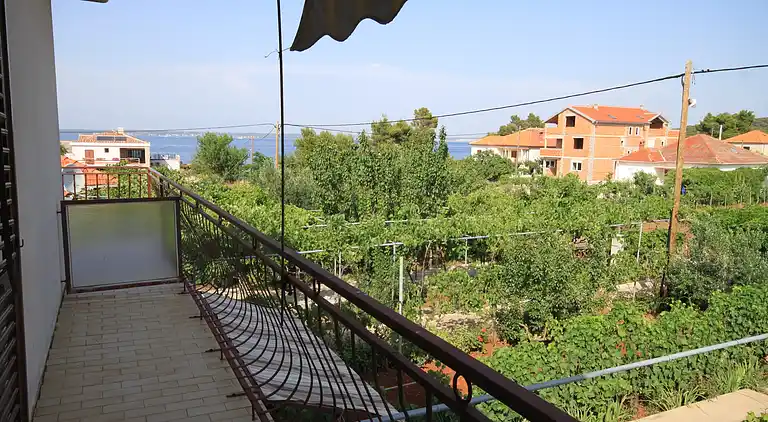 3-Zimmer-Ferienwohnung mit Terrasse und Meerblick Ugljan