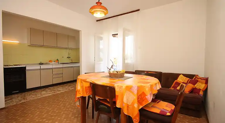 3-Zimmer-Ferienwohnung mit Terrasse und Meerblick Ugljan