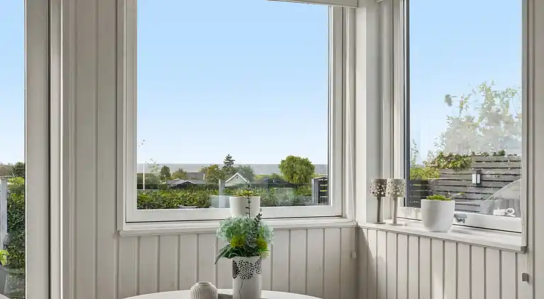 Deligt feriehus med havudsigt