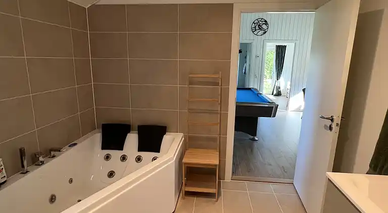 Oplev skøn bugt og natur i smukke Kostræde Banker