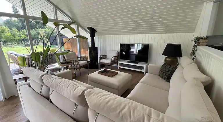 Oplev skøn bugt og natur i smukke Kostræde Banker