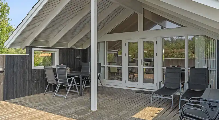 Gemütliches Haus nah am Strand mit Garten