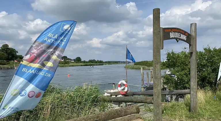 Oplev skøn bugt og natur i smukke Kostræde Banker