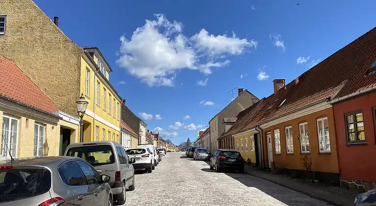 Oplev skøn bugt og natur i smukke Kostræde Banker