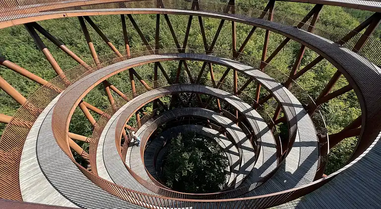 Oplev skøn bugt og natur i smukke Kostræde Banker