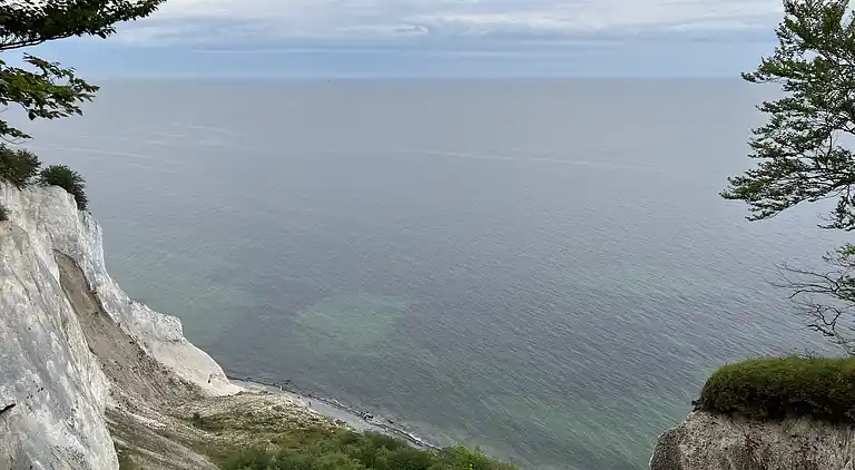 Oplev skøn bugt og natur i smukke Kostræde Banker