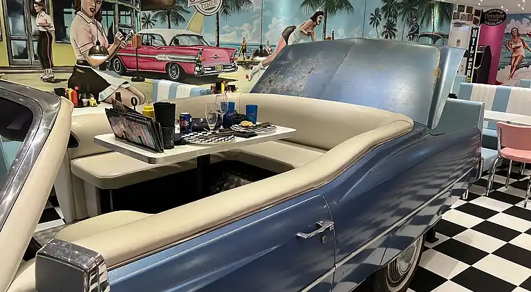 Oplev skøn bugt og natur i smukke Kostræde Banker