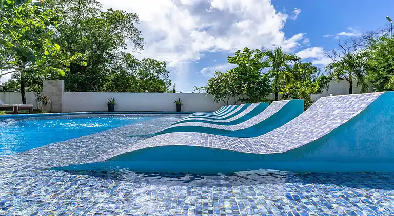 Natural Pool Villa, perfekt für Familien