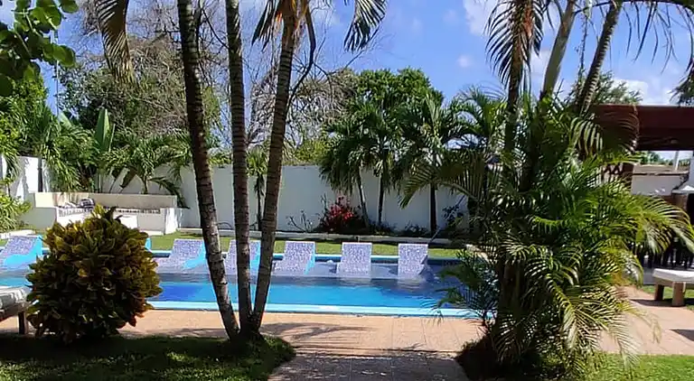 Natural Pool Villa, perfekt für Familien