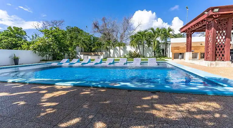 Natural Pool Villa, perfekt für Familien