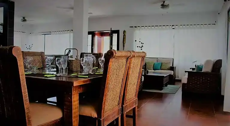 Natural Pool Villa, perfekt für Familien