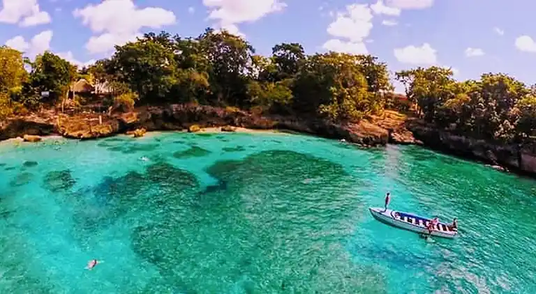 Natural Pool Villa, perfekt für Familien