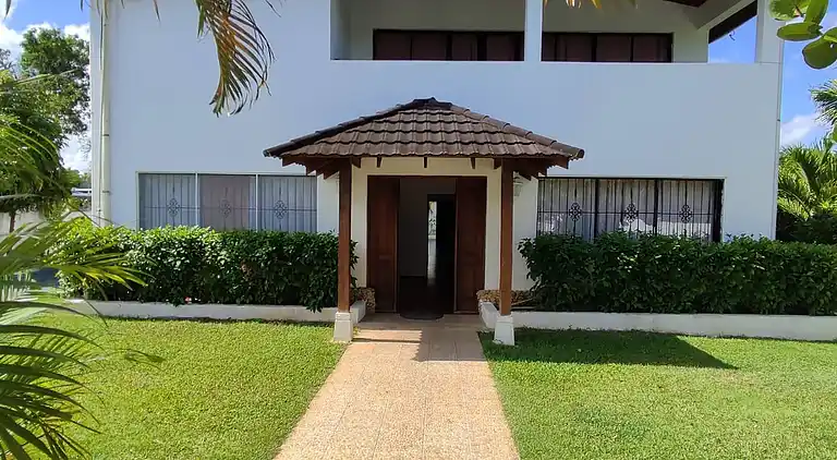 Natural Pool Villa, perfekt für Familien