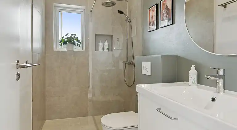 Rummeligt sommerhus på Bogø