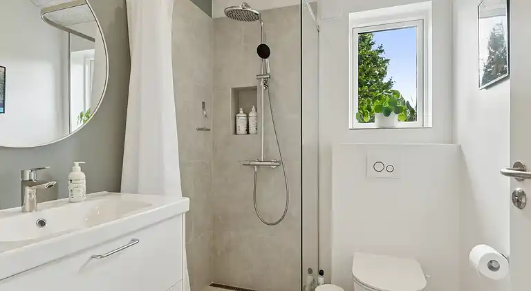 Rummeligt sommerhus på Bogø