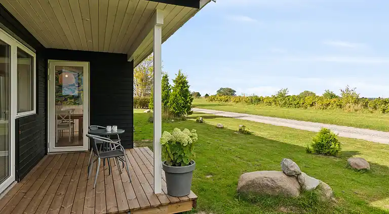 Rummeligt sommerhus på Bogø