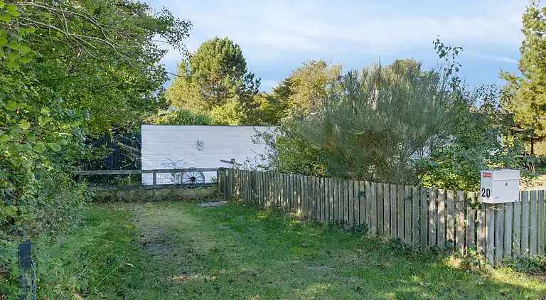 Ferienhaus mit Pool, Terrassen und Strandnähe