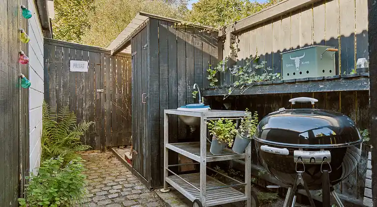 Ferienhaus mit Pool, Terrassen und Strandnähe