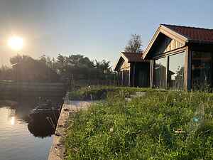 4-Personen-Chalet Albatros am Wasser mit Parkplatz