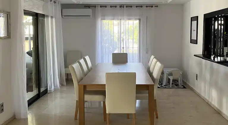 Villa in Roquetas de Mar