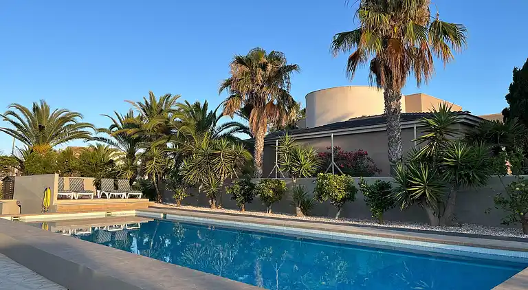 Villa in Roquetas de Mar