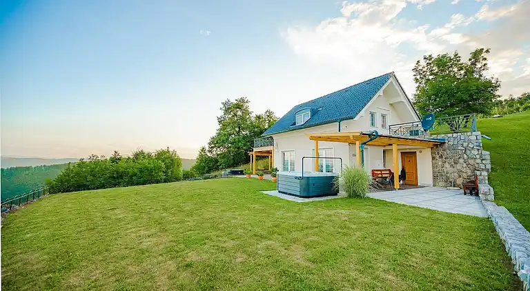 Villa in Gorenje Dole