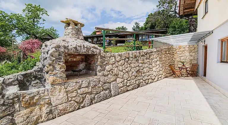 Apartment in Metni Vrh