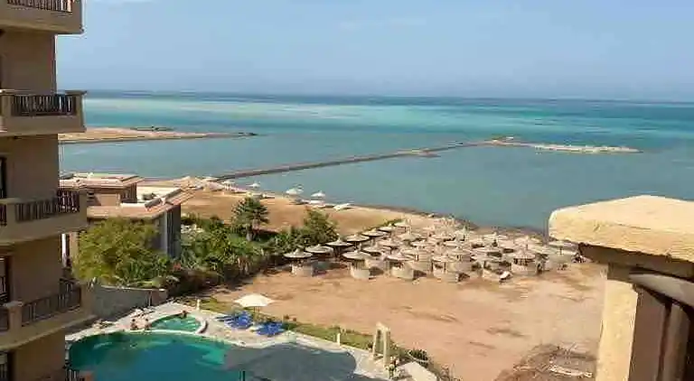 2BR Apartment •Side Sea View • Pool •Turtles Beach