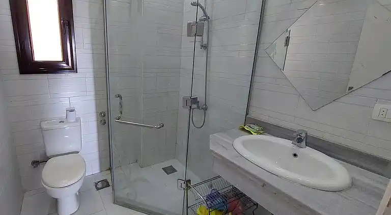 2BR Apartment •Side Sea View • Pool •Turtles Beach