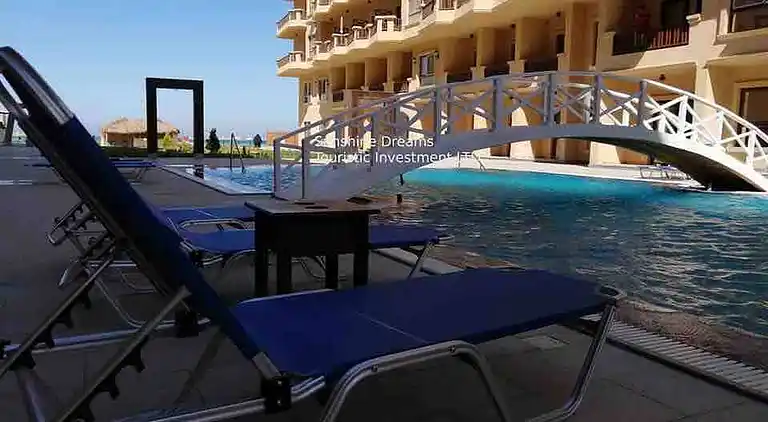 2BR Apartment •Side Sea View • Pool •Turtles Beach