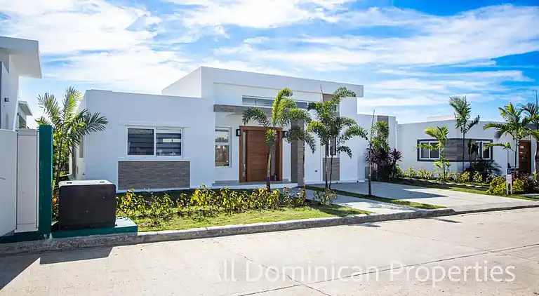 Sosua Ocean Village, Neue Villa mit privatem Pool!