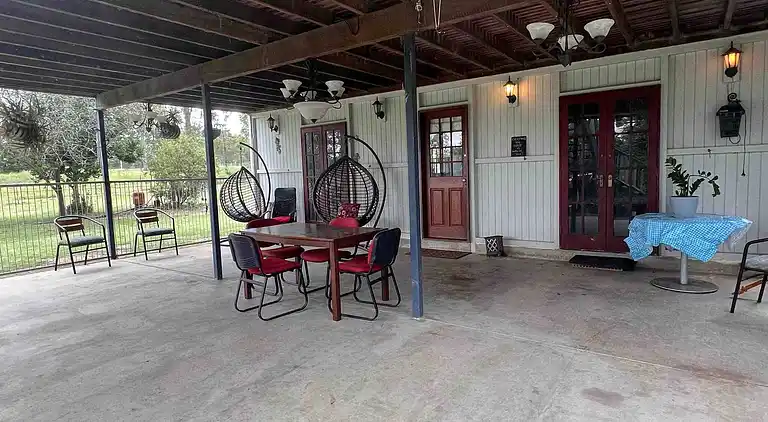 Seehorse Meadows, a Farm Stay in Churchable!