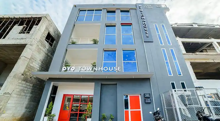 Ferienhaus in Central Silk Board Colony