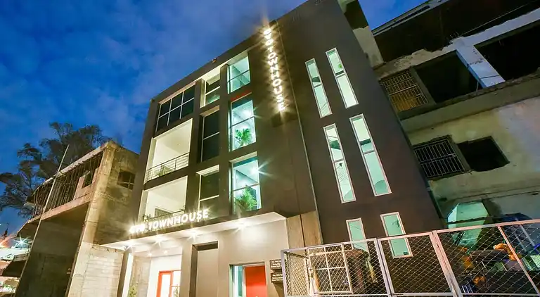 Ferienhaus in Central Silk Board Colony