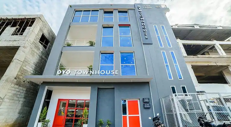 Ferienhaus in Central Silk Board Colony