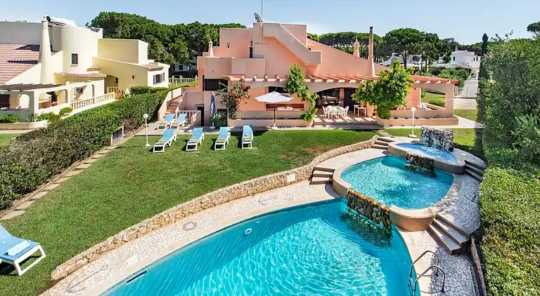 5 Schlafzimmer mit eigenem Bad, in der Nähe des Zentrums,