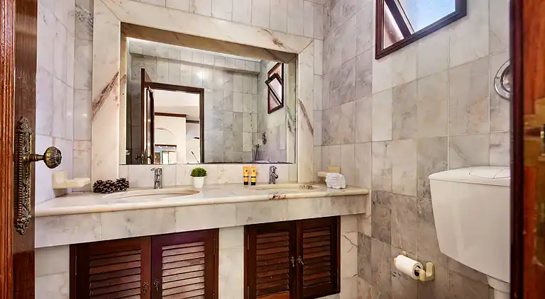 5 Schlafzimmer mit eigenem Bad, in der Nähe des Zentrums,