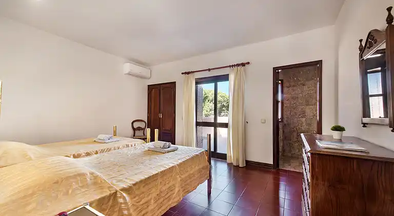 5 Schlafzimmer mit eigenem Bad, in der Nähe des Zentrums,