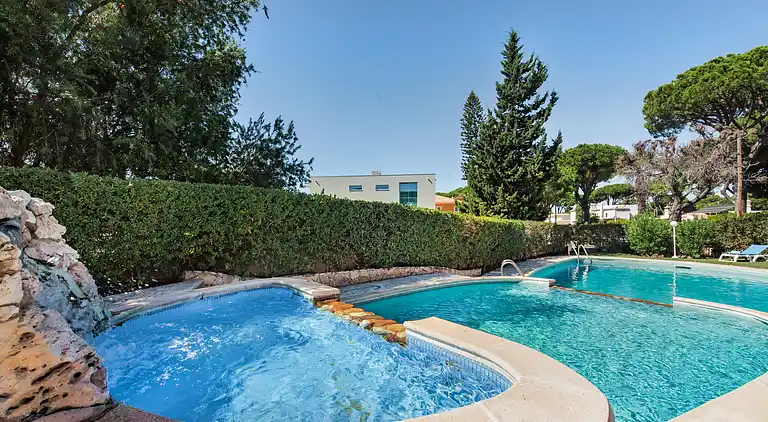 5 Schlafzimmer mit eigenem Bad, in der Nähe des Zentrums,