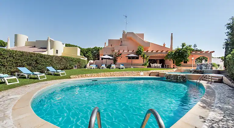 5 Schlafzimmer mit eigenem Bad, in der Nähe des Zentrums,