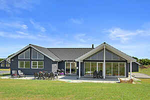 Fantastisches Luxusferienhaus nahe des Skåstrup-Strandes auf