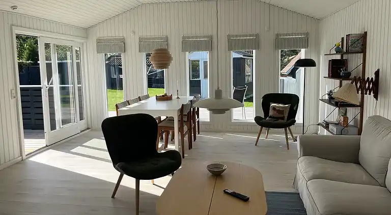 Roligt feriehus med anneks og skønne udearealer