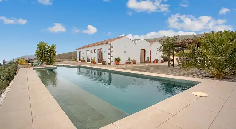 Villa med havudsigt og privat swimmingpool