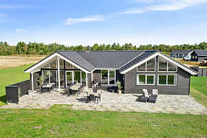 Lovely cottage near Houstrup Beach, West Jutland