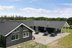 Fantastisch gelegenes Luxusferienhaus im Ostseeresort Olpeni