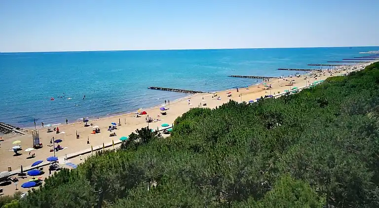 Beachfront sea view flat