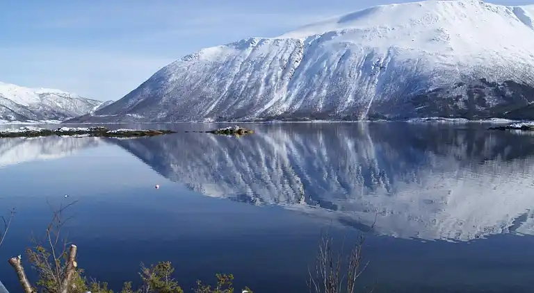 Holiday home in Flesnes