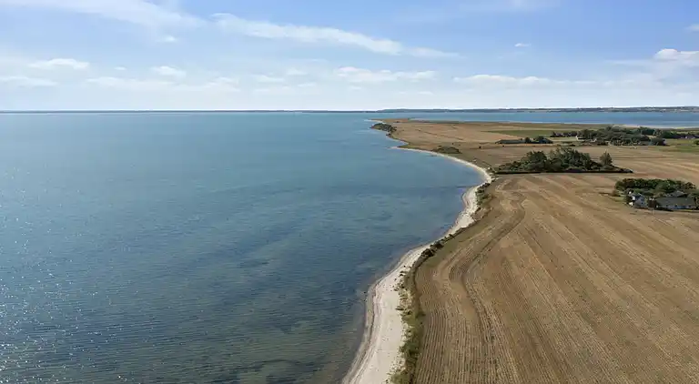 Geräumiges Ferienhaus mit Blick auf den Limfjord