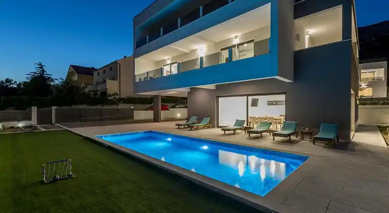 Villa in Kaštel Sućurac